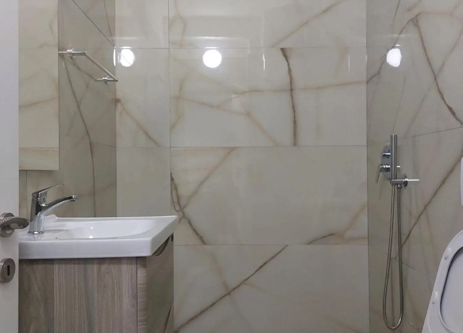 Apartment Lungomare Vlore 2A
