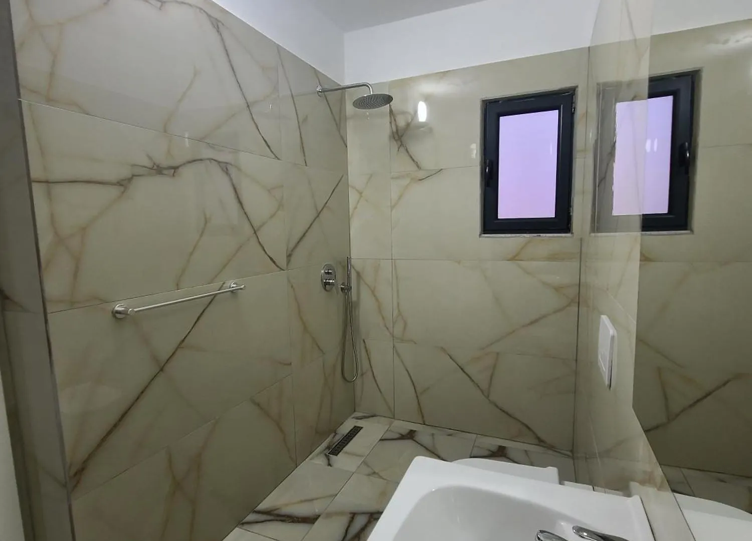 Apartment Lungomare Vlore 2A