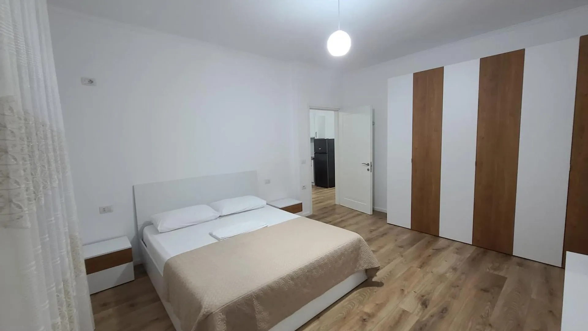 Apartment Lungomare Vlore 2A