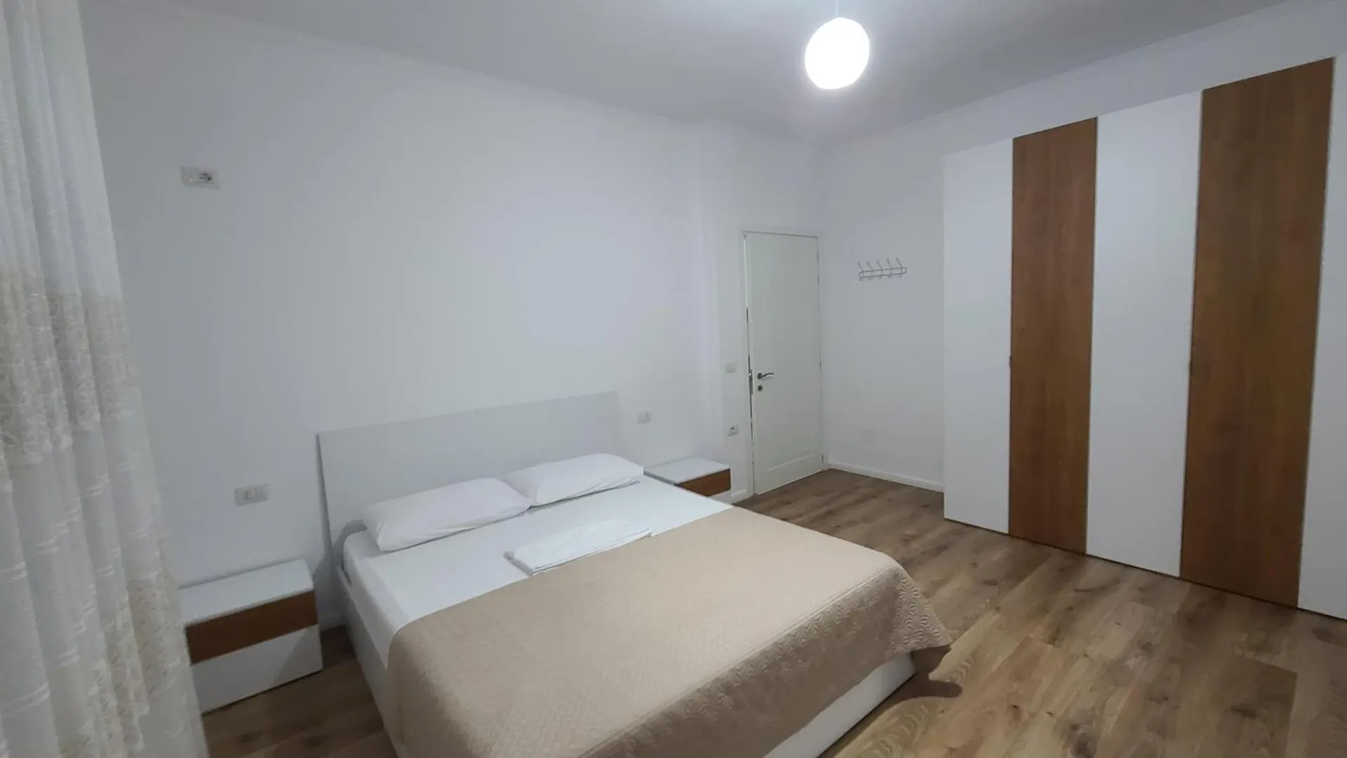 Apartment Lungomare Vlore 2A