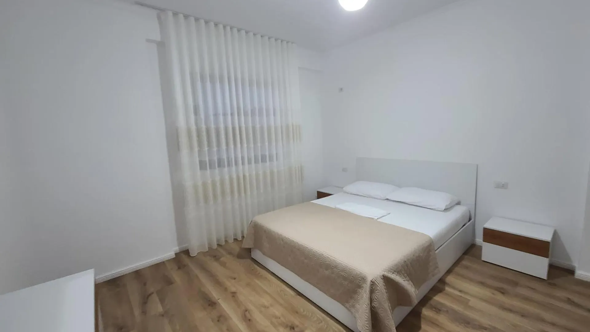 Apartment Lungomare Vlore 2A